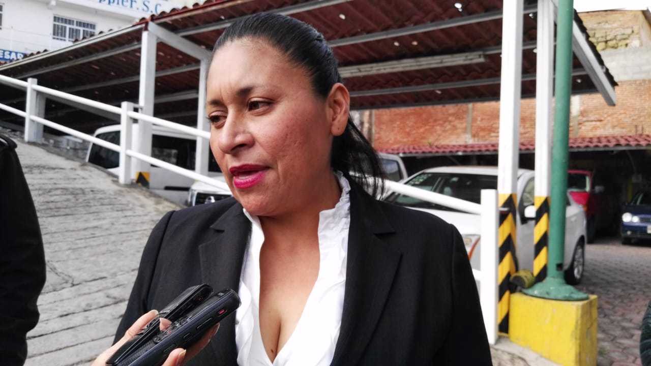 Ana Lilia Rivera siente que no alza y promueve campaña negra contra La Chilindrina y la Ex Presidiaria