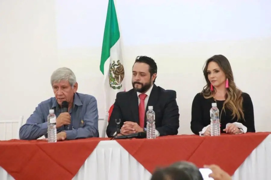 Presentan en Tlaxcala miniserie «México Campeón del Mundo»