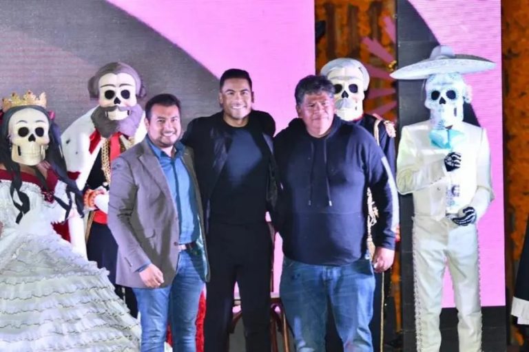 Santos y Rivera inauguran festival “Vive en Huamantla el día de muertos”