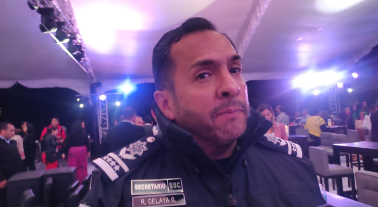 Ramón Celaya podría quedarse sin chamba por órdenes de AMLO